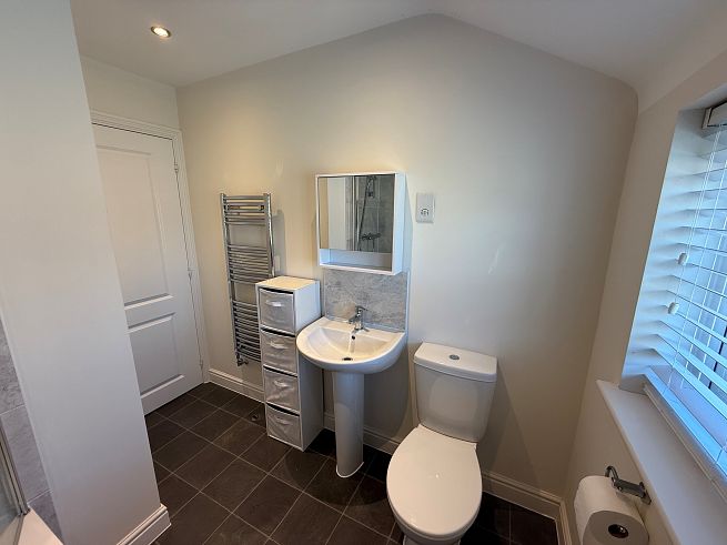 51 Hadrian Way, Nuneaton